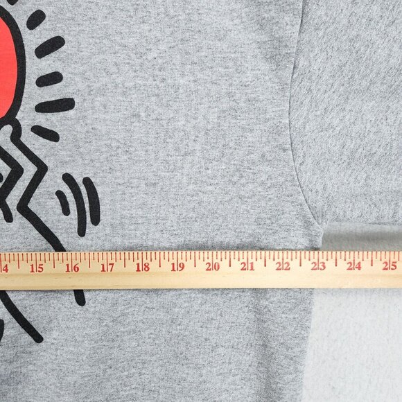 Keith Haring Sweater Mens Extra Large Gray Hoodie Holding Heart Streetwear Art - Picture 3 of 9